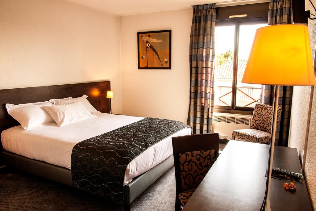 Hotel Les Amandiers Tournon-sur-Rhone Exterior foto
