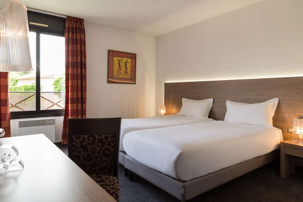 Hotel Les Amandiers Tournon-sur-Rhone Zimmer foto