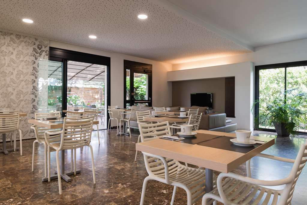 Hotel Les Amandiers Tournon-sur-Rhone Ausstattung foto